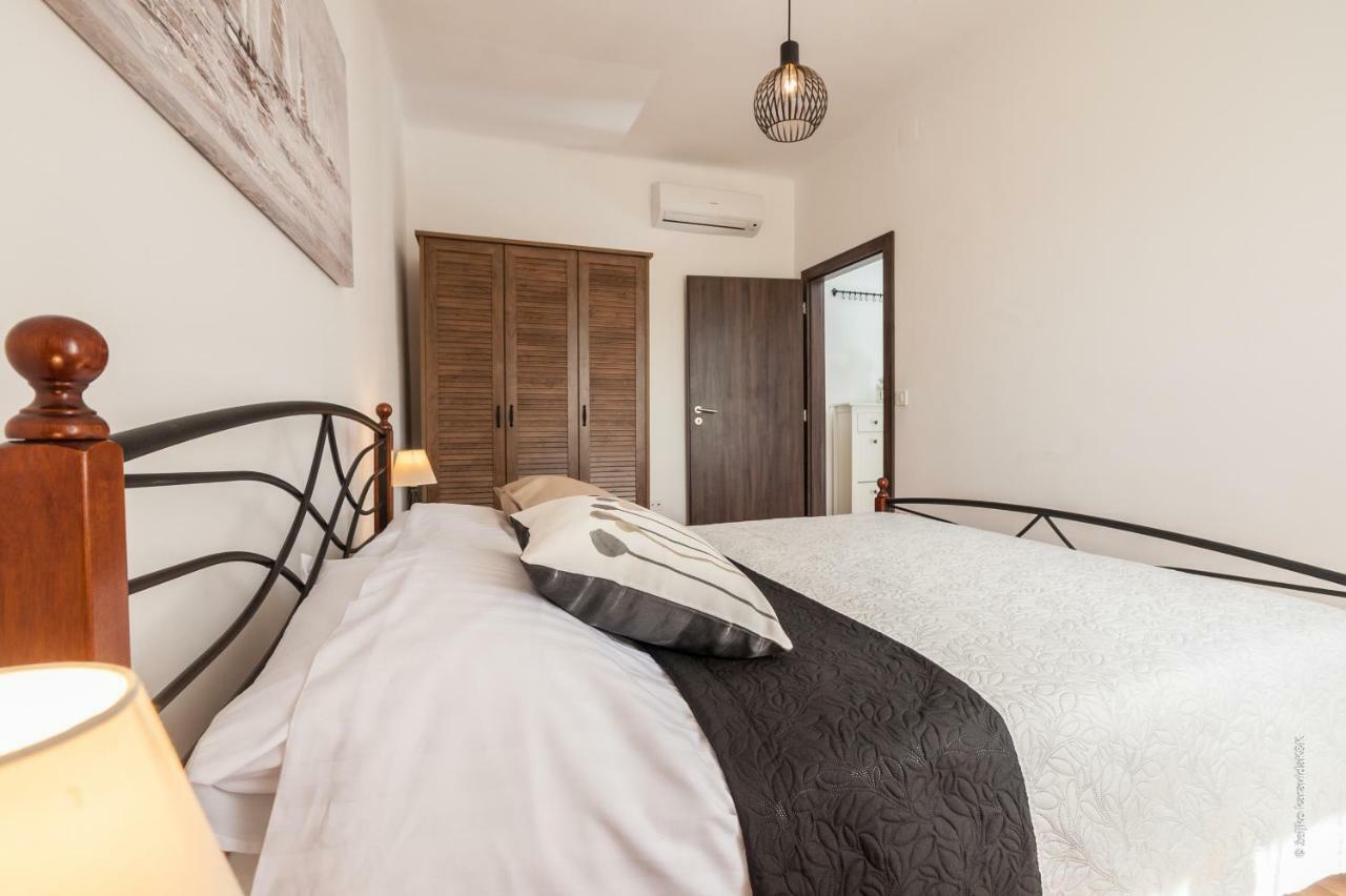 Apartment Sunny Place Задар Екстериор снимка